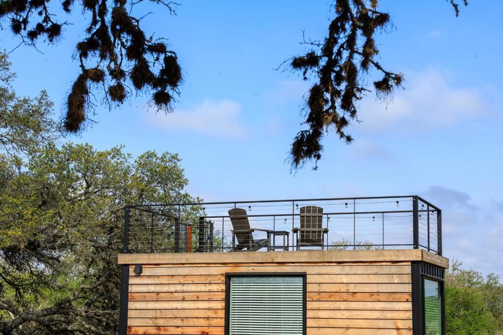 New The Sunset Luxury Container Home Фредериксбург Екстериор снимка